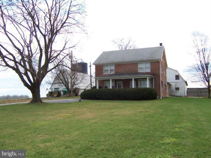 19419 Air View Road Hagerstown, MD 21742 - Photo 28 of 28 Exterior (Front)