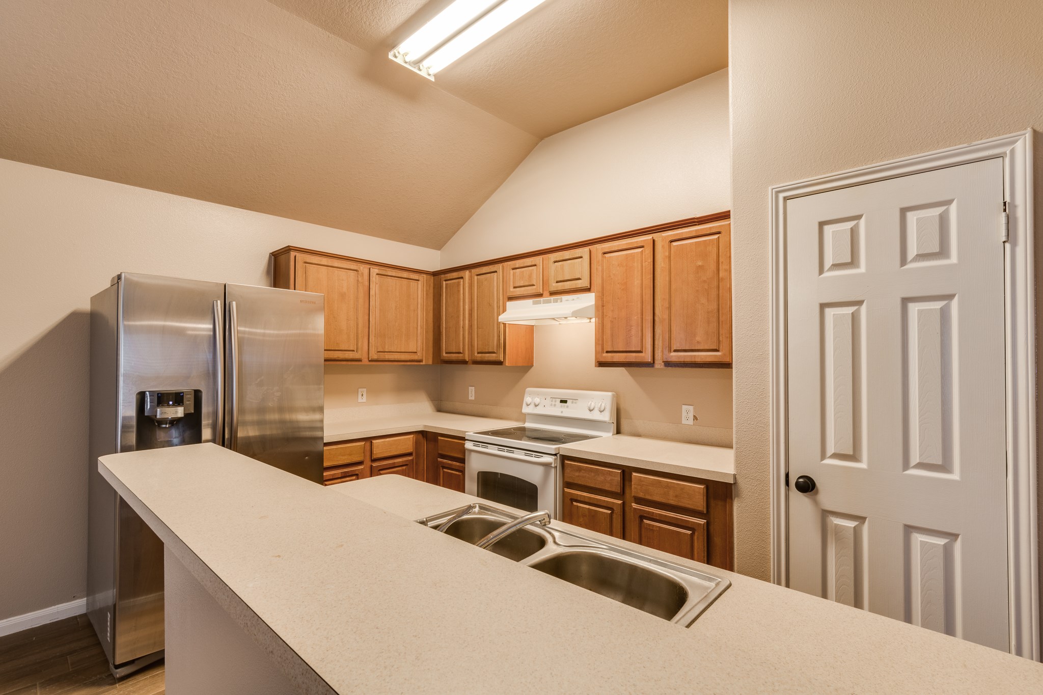 17006 Marlin Spike Way Crosby, TX 77532 - Photo 7 of 25