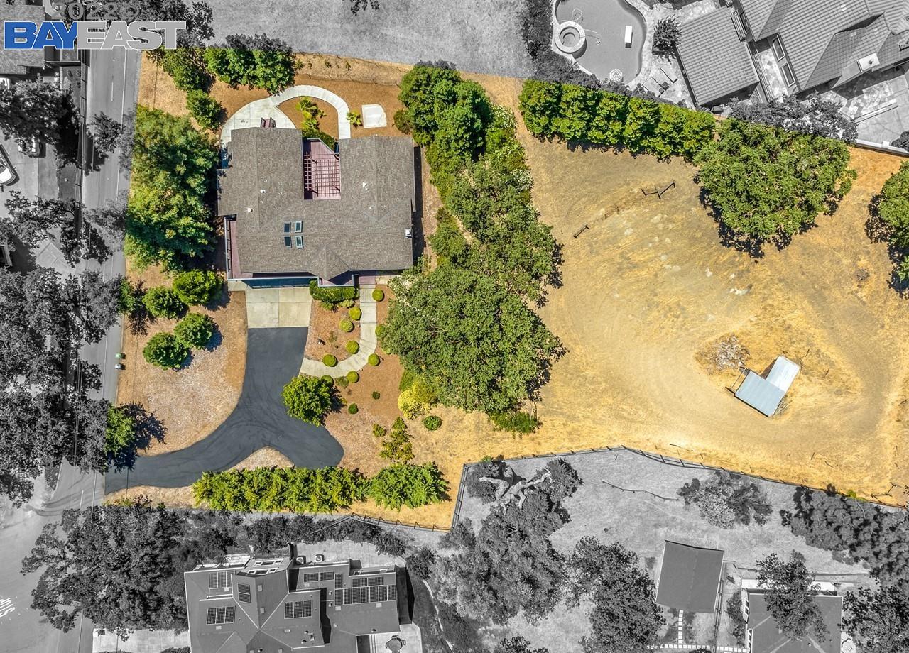 422 El Rio Danville, CA 94526 - Photo 1 of 1 Gallery Image 1
