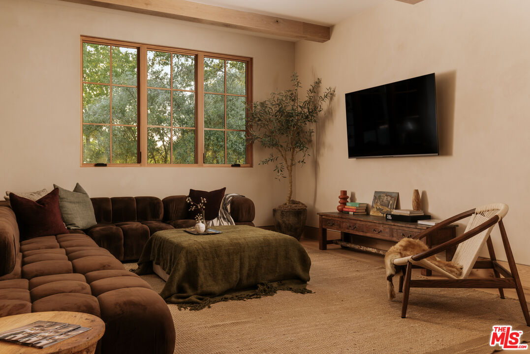 5350 Round Meadow Road Hidden Hills, CA 91302 - Photo 41 of 60 Gallery Image 41