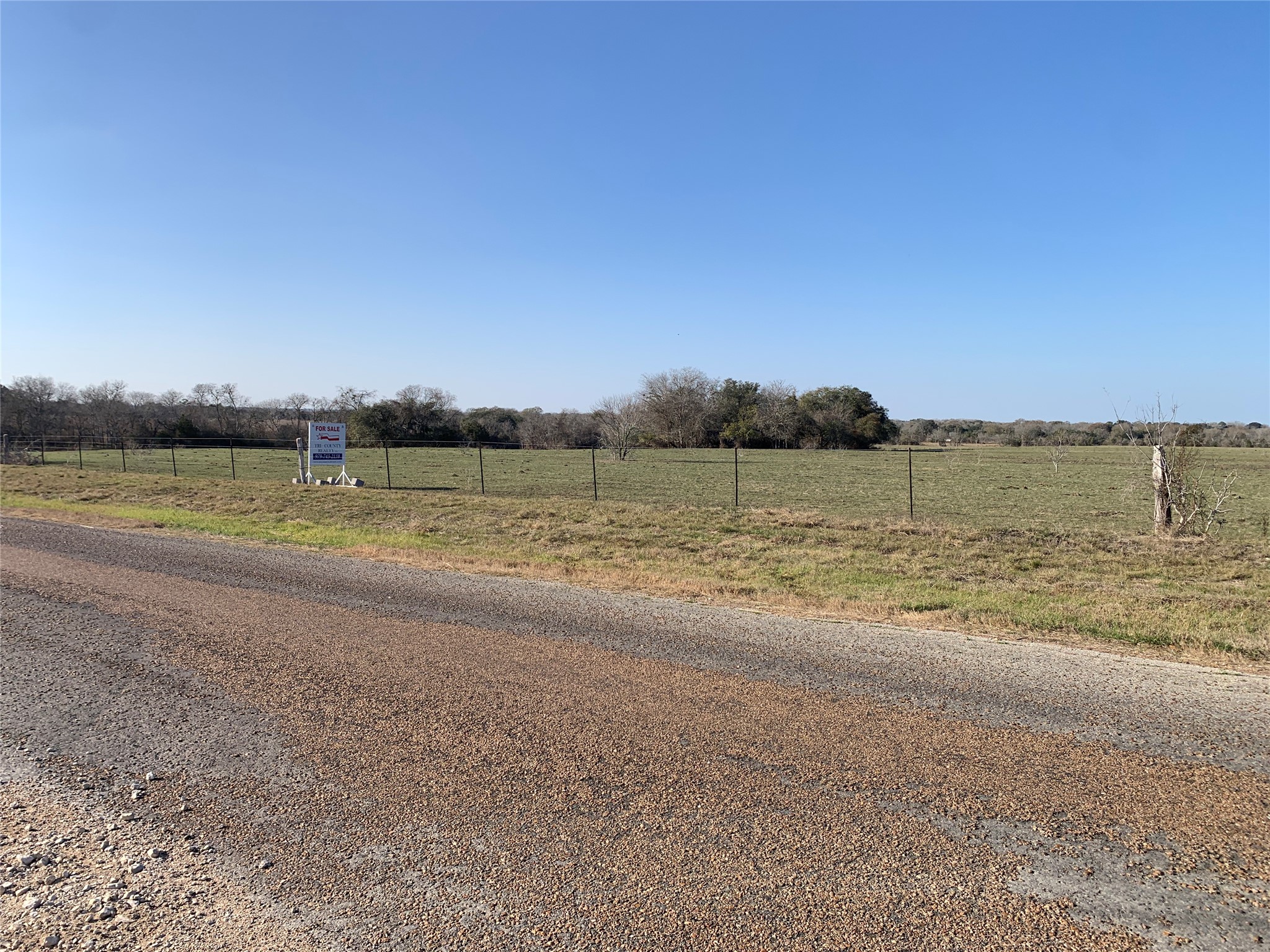 253 County Road 253 Weimar, TX 78962 - Photo 3 of 23