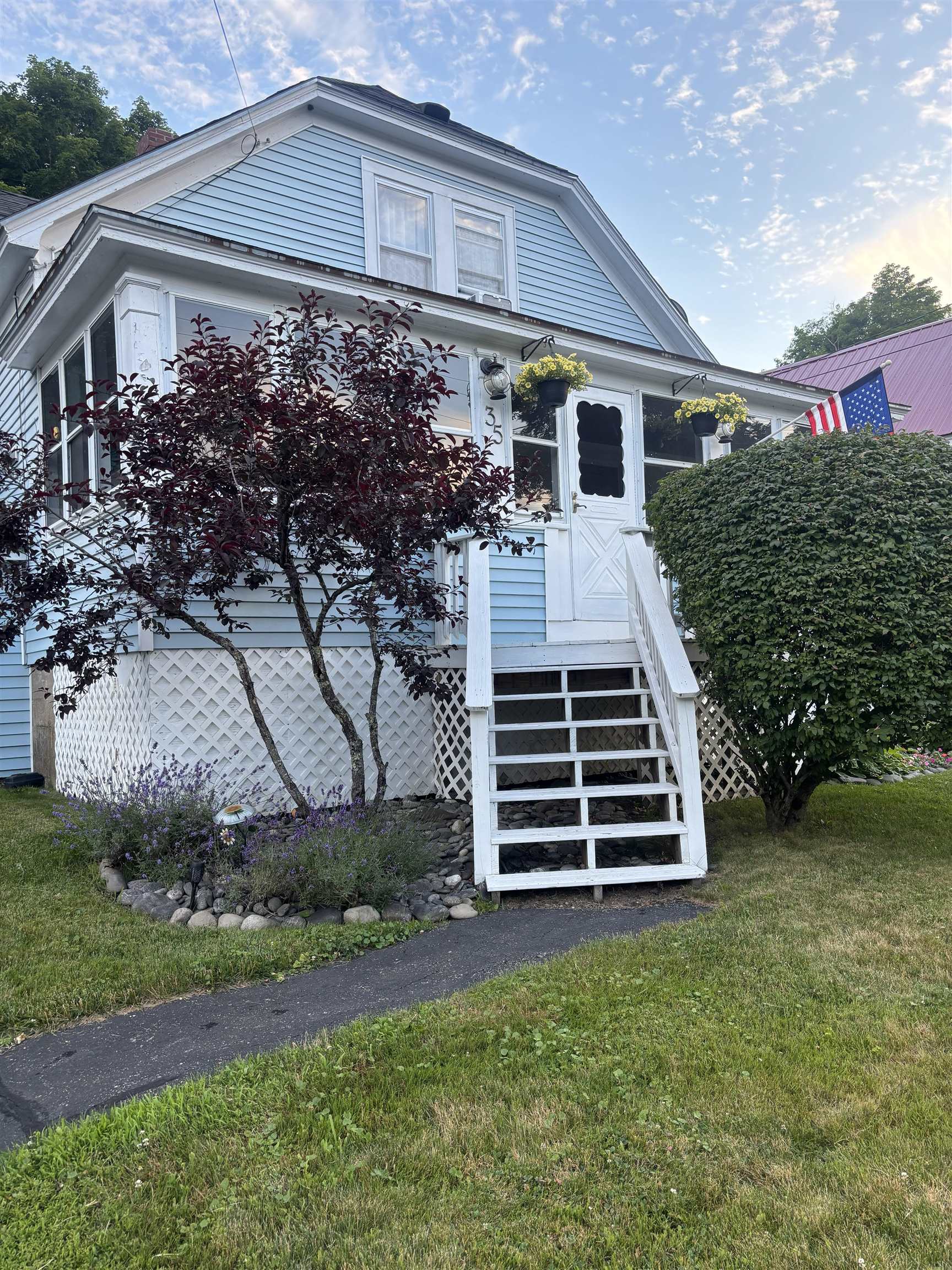 35 Water Street Epping, NH 03042 - Photo 2 of 26