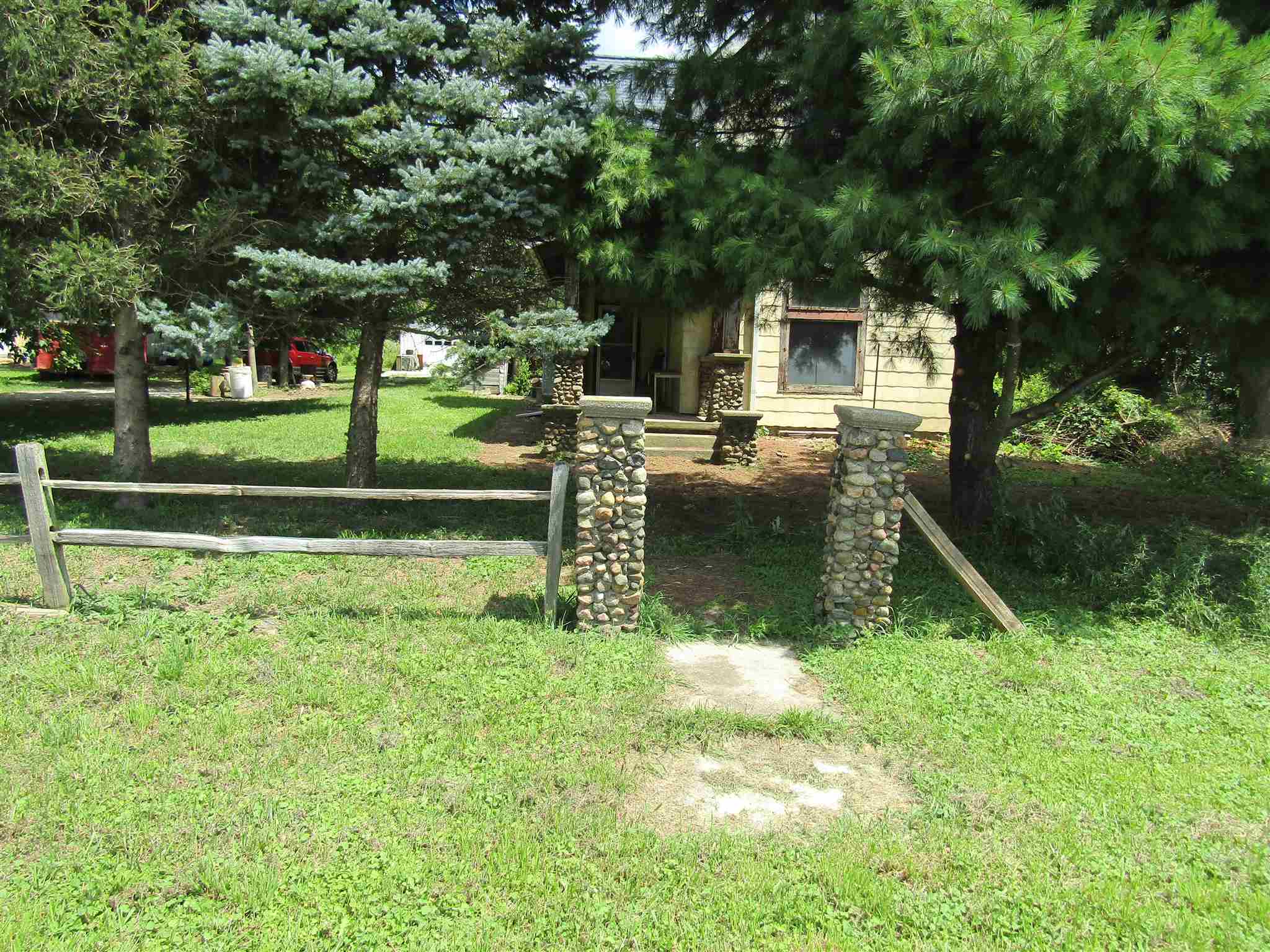 11489 North Meridian Road Huntington, IN 46750 - Photo 2 of 5 Gallery Image 2
