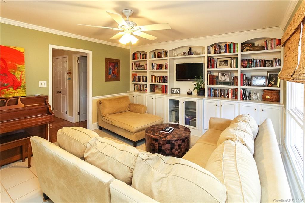 5429 Seacroft Road, Unit 5 Charlotte, NC 28210 - Photo 11 of 22 Gallery Image 11