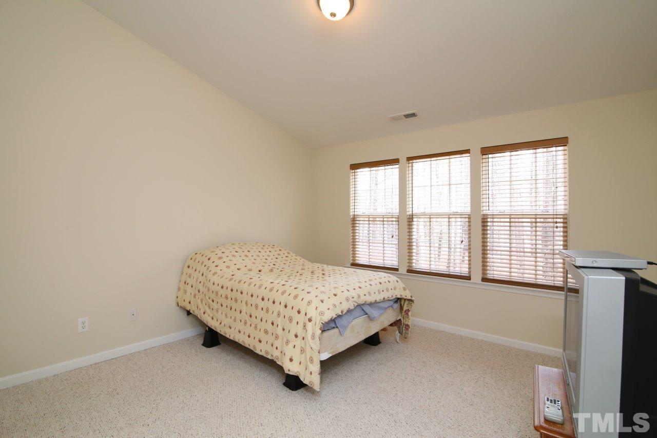 4540 Sugarbend Way Raleigh, NC 27606 - Photo 14 of 25 Gallery Image 14