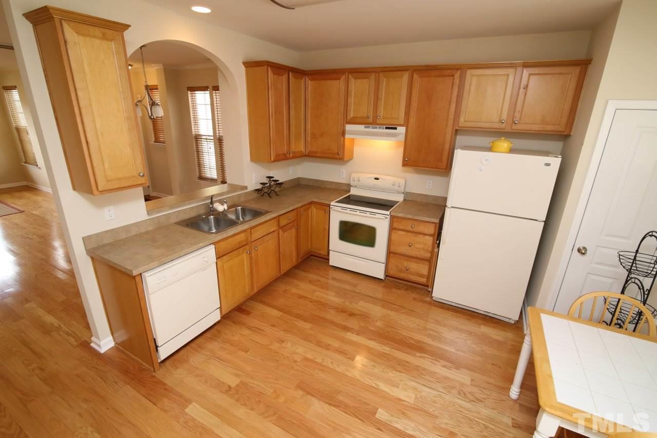 4540 Sugarbend Way Raleigh, NC 27606 - Photo 9 of 25 Gallery Image 9