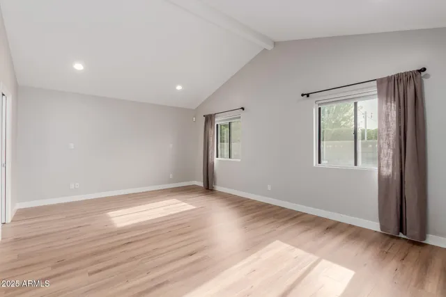 $6,500 | 5001 East Mitchell Drive, Phoenix, AZ 85018