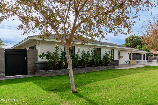 $6,500 | 5001 East Mitchell Drive, Phoenix, AZ 85018