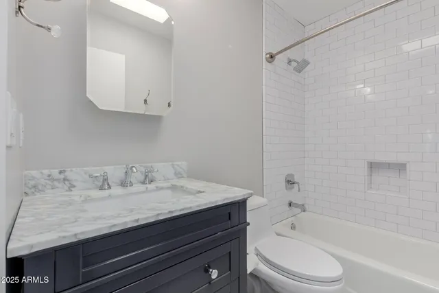 $6,500 | 5001 East Mitchell Drive, Phoenix, AZ 85018