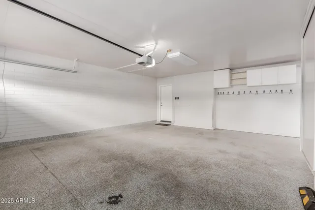 $6,500 | 5001 East Mitchell Drive, Phoenix, AZ 85018