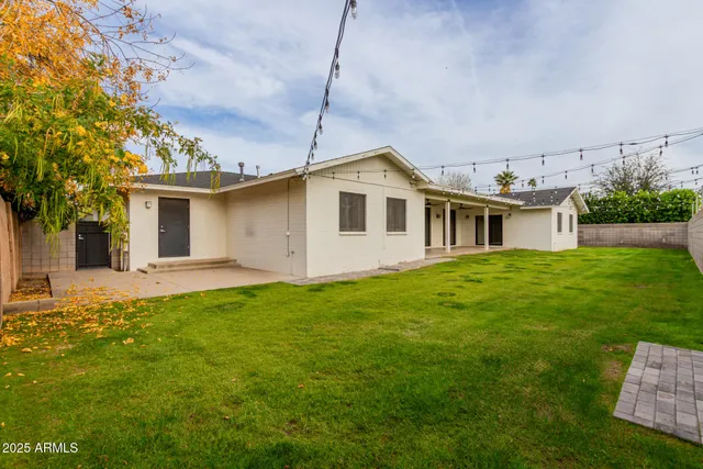 $6,500 | 5001 East Mitchell Drive, Phoenix, AZ 85018