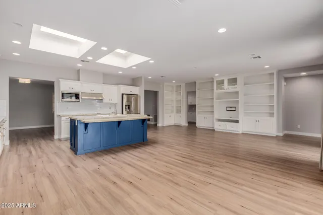 $6,500 | 5001 East Mitchell Drive, Phoenix, AZ 85018