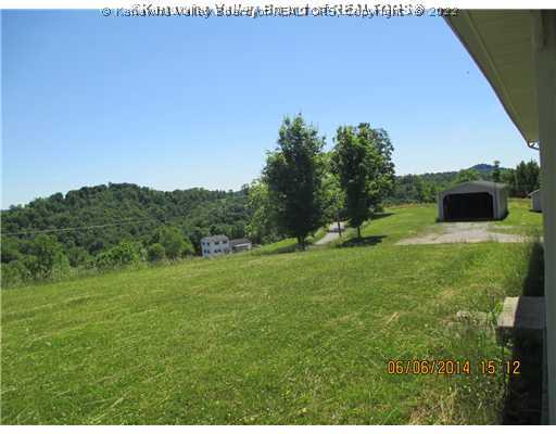 534 Robertson Ridge Road Elkview, WV 25071 - Photo 15 of 15 Exterior Front.