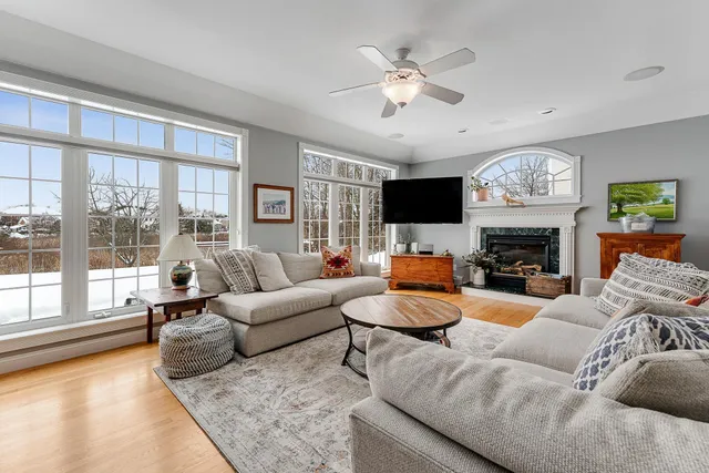 $935,000 | 23 Vale Drive, South Burlington, VT 05403