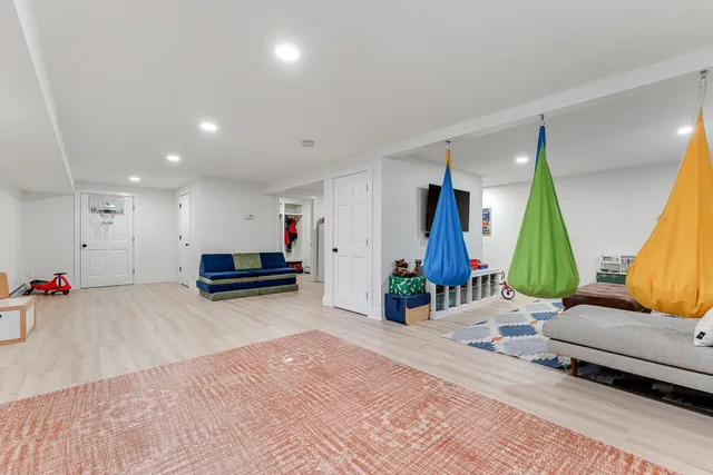 $935,000 | 23 Vale Drive, South Burlington, VT 05403