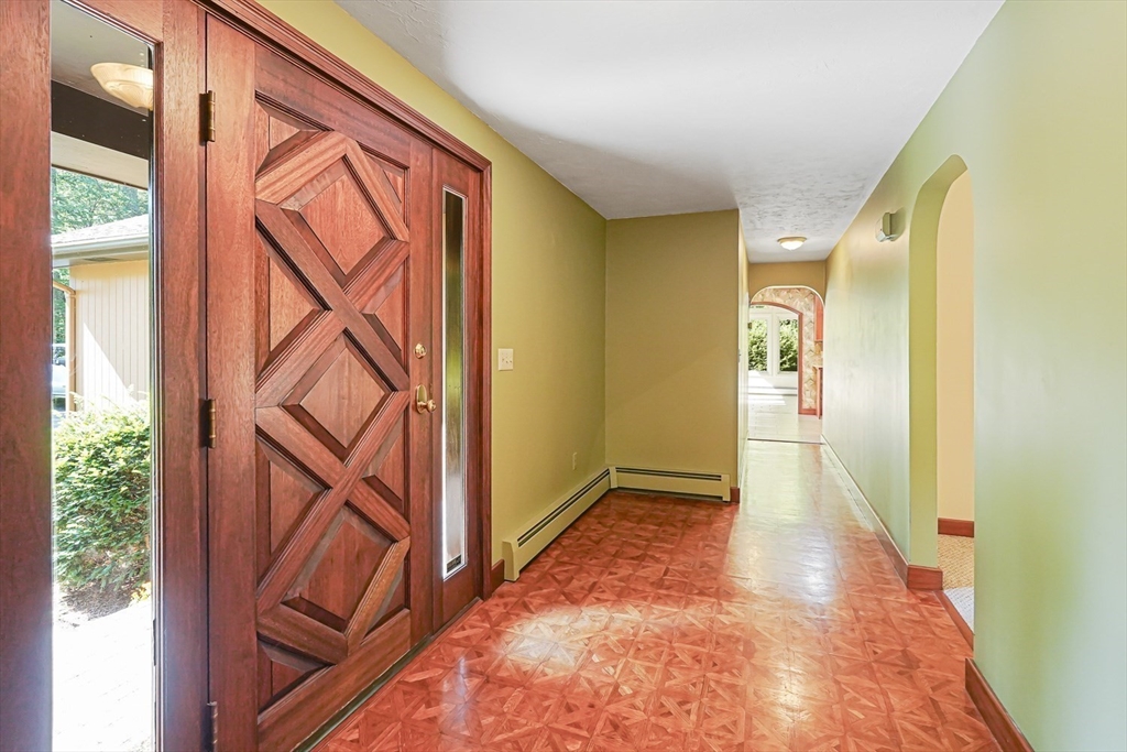 165 Barre Paxton Road Rutland, MA 01543 - Photo 6 of 42 a view of an entryway
