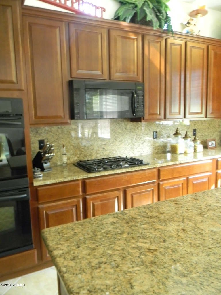 5027 West Parsons Road Phoenix, AZ 85083 - Photo 19 of 48 Kitchen