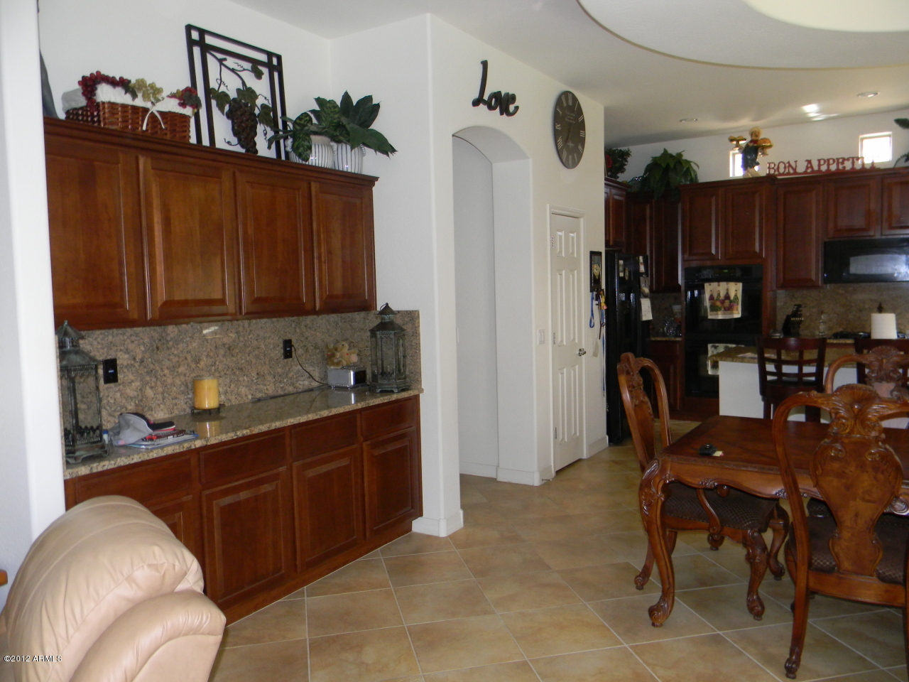 5027 West Parsons Road Phoenix, AZ 85083 - Photo 21 of 48 Extra Cabinets