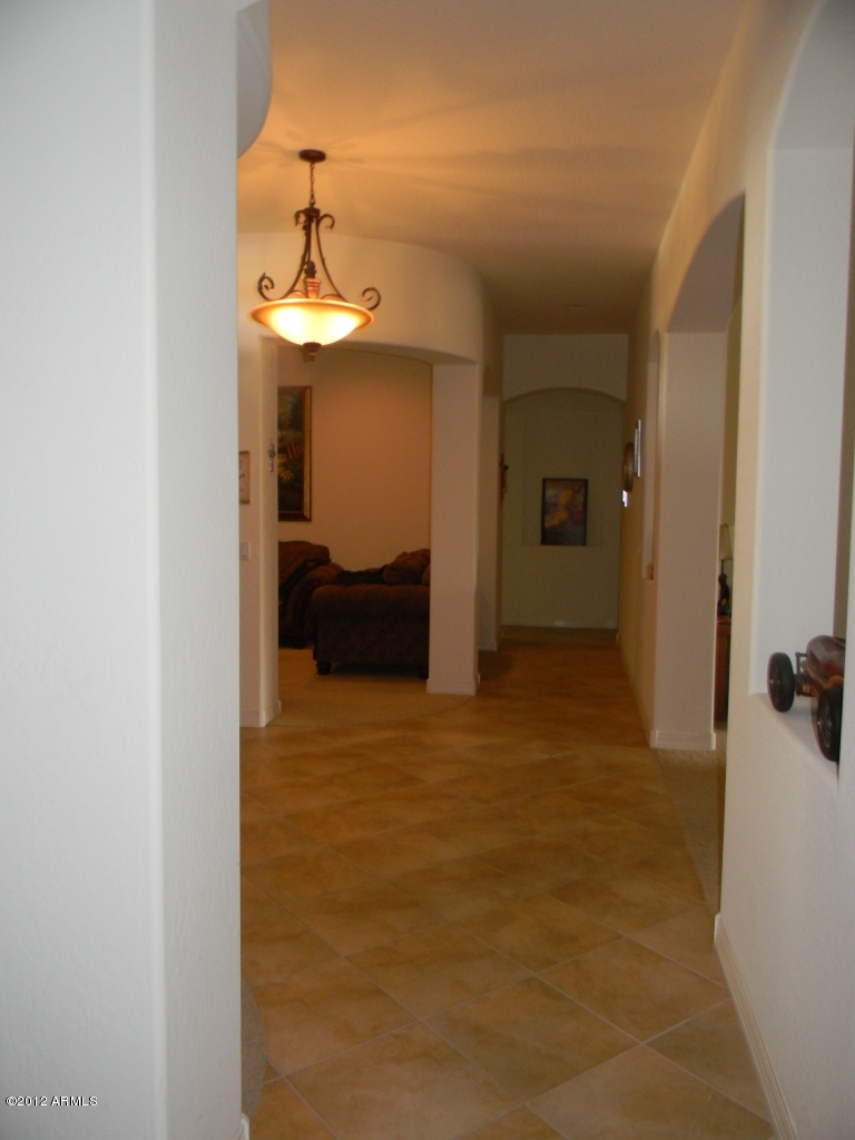 5027 West Parsons Road Phoenix, AZ 85083 - Photo 24 of 48 Hallway