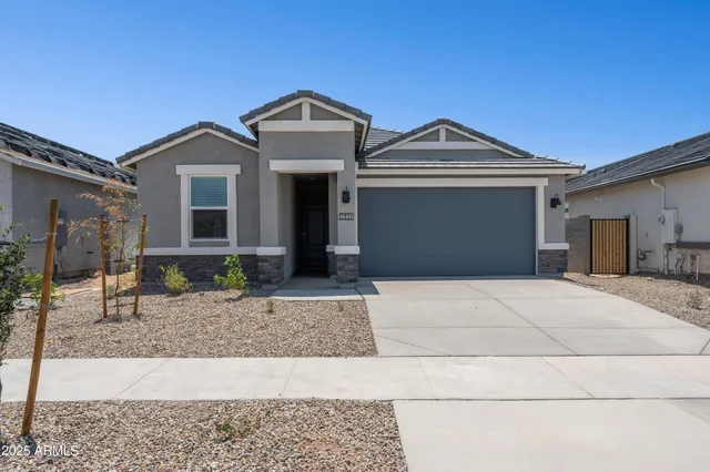 $389,990 | 46445 West Lander Lane, Maricopa, AZ 85139