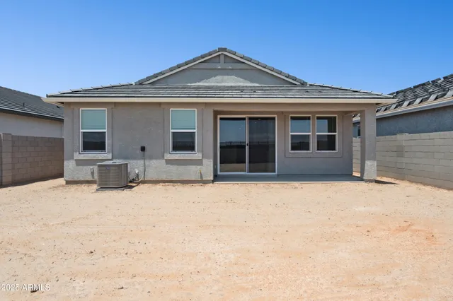 $389,990 | 46445 West Lander Lane, Maricopa, AZ 85139