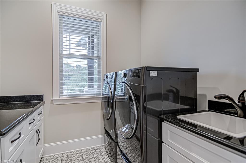 140 Richard Byerly Road High Point, NC 27262 - Photo 25 of 43