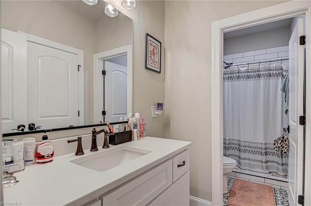 140 Richard Byerly Road High Point, NC 27262 - Photo 38 of 43