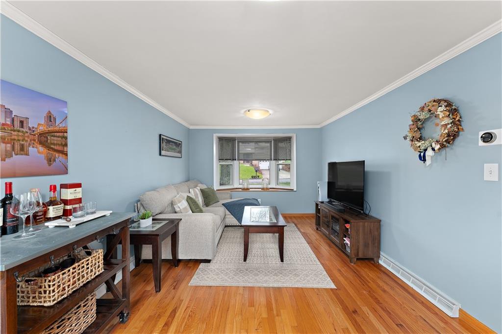 8502 Ridgemont Road Pittsburgh, PA 15237 - Photo 15 of 40 Gallery Image 15