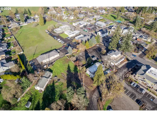 $315,000 | 32633 West McKenzie Street, Eugene, OR 97408