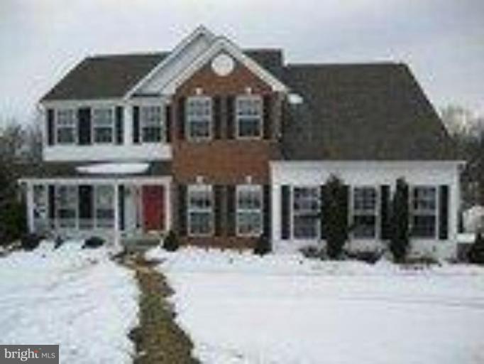 211 Manchester Drive Rising Sun, MD 21911 - Photo 2 of 17 Exterior (Main)