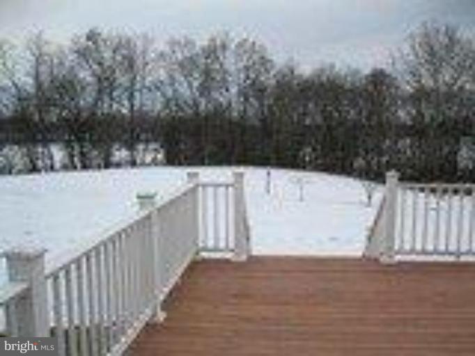 211 Manchester Drive Rising Sun, MD 21911 - Photo 11 of 17 Deck