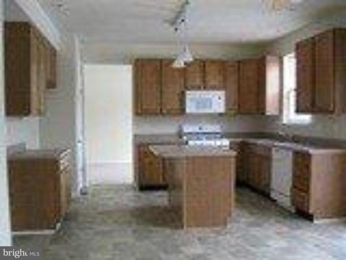211 Manchester Drive Rising Sun, MD 21911 - Photo 4 of 17 Kitchen