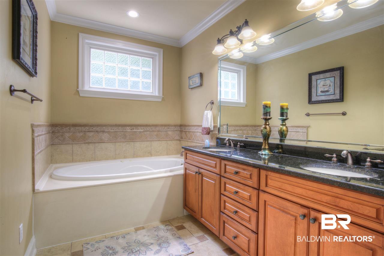 144 Sandy Shoal Loop Fairhope, AL 36532 - Photo 20 of 37 master bathroom