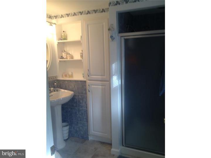 808 Rennard Circle Philadelphia, PA 19116 - Photo 16 of 23 Gallery Image 16