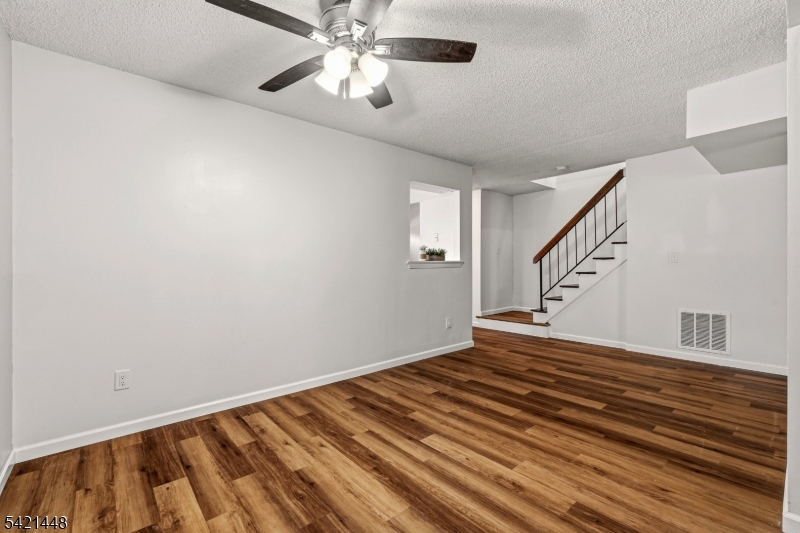 8401 Hana Road Edison, NJ 08817 - Photo 12 of 43