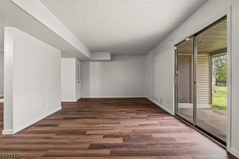 8401 Hana Road Edison, NJ 08817 - Photo 15 of 43