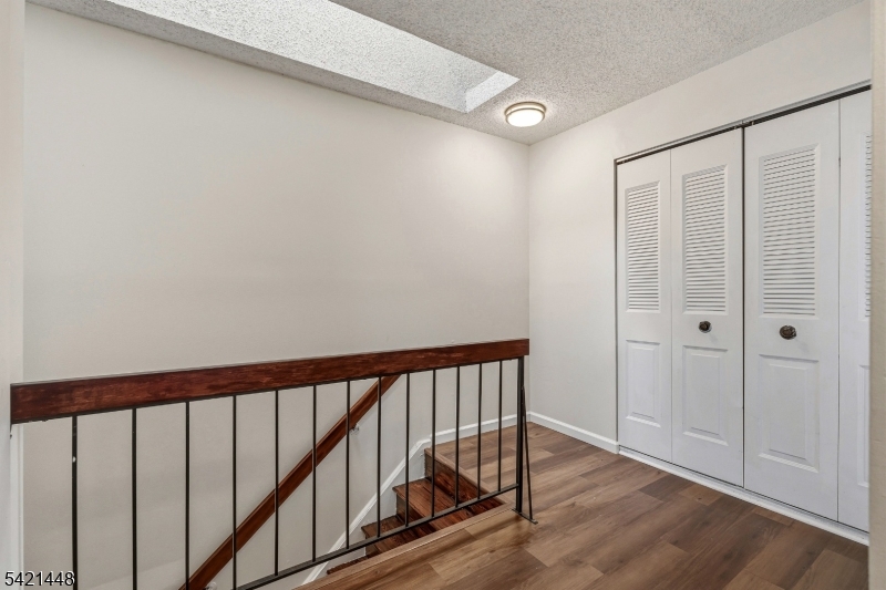8401 Hana Road Edison, NJ 08817 - Photo 19 of 43