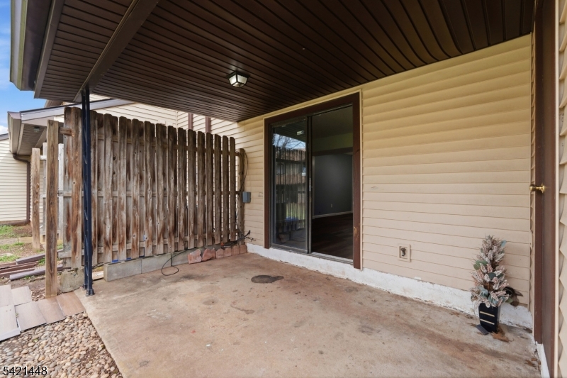 8401 Hana Road Edison, NJ 08817 - Photo 35 of 43