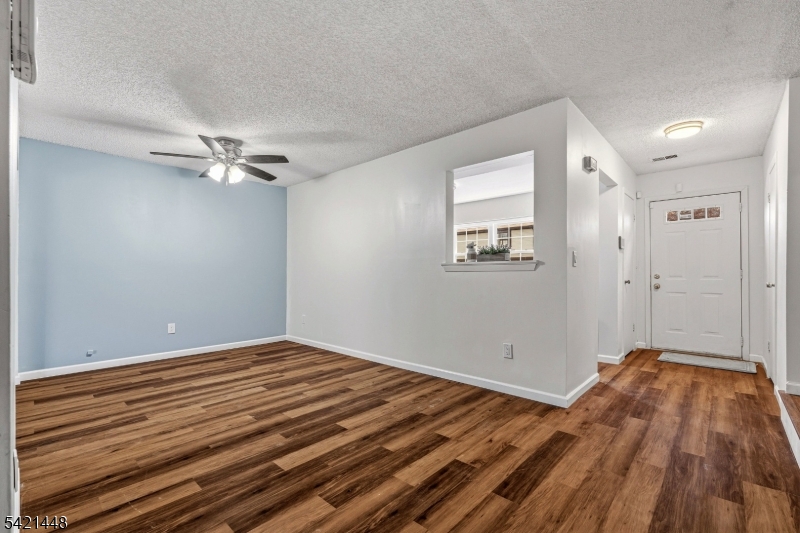 8401 Hana Road Edison, NJ 08817 - Photo 8 of 43