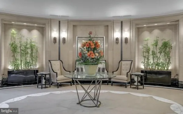 $2,700,000 | 130 South 18th Street, Unit 1602, Philadelphia, PA 19103