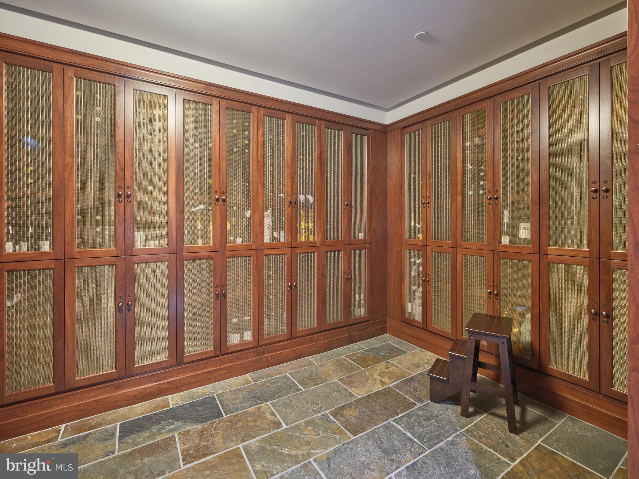 130 South 18th Street, Unit 1602 Philadelphia, PA 19103 - Photo 50 of 52 a view of a room with windows