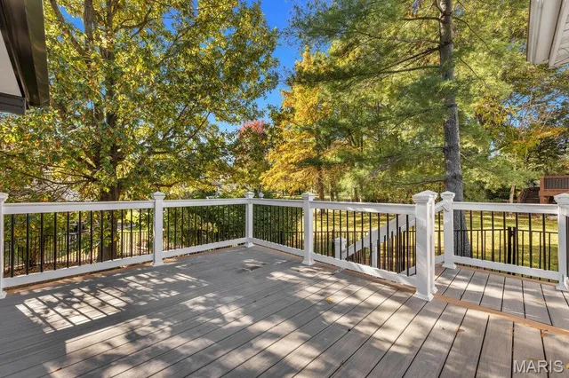 $675,000 | 919 Locksley Manor Drive, Lake St. Louis, MO 63367