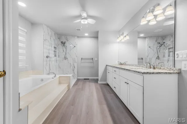 $675,000 | 919 Locksley Manor Drive, Lake St. Louis, MO 63367