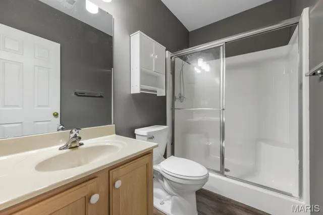 $675,000 | 919 Locksley Manor Drive, Lake St. Louis, MO 63367