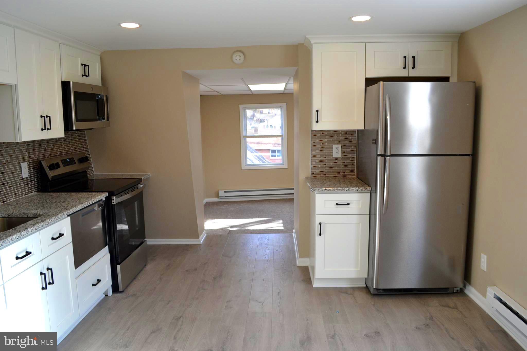 1643 Rockwell Road, Unit 5 Abington, PA 19001 - Photo 2 of 20 New Kitchen