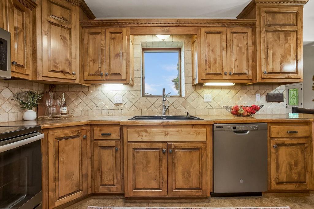 33309 Taylor Road Drexel, MO 64742 - Photo 4 of 34
