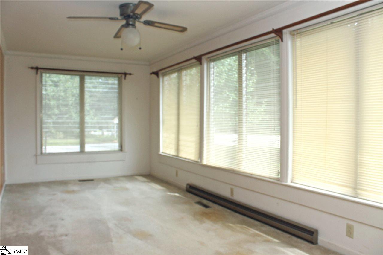 129 Hunts Bridge Road Greenville, SC 29617 - Photo 8 of 11