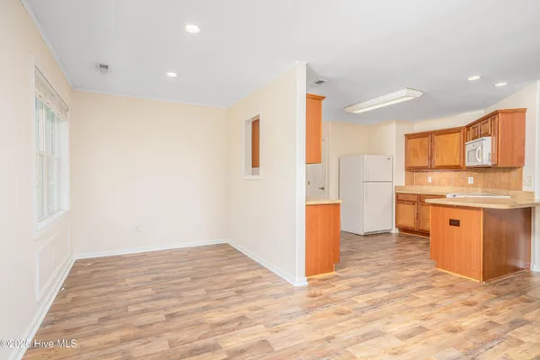 $259,900 | 702 Hummingbird South, Swansboro, NC 28584