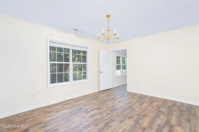 $259,900 | 702 Hummingbird South, Swansboro, NC 28584