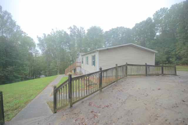 4311 Altice Road Moneta, VA 24121 - Photo 3 of 17 side angled view